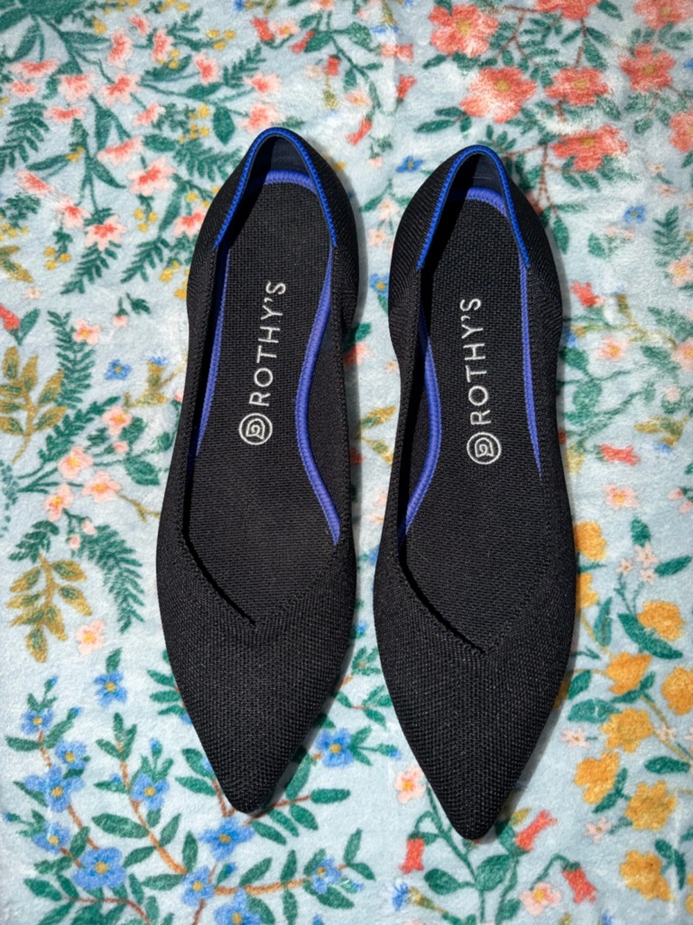 Rothy's Black Pointed Knit Flats with Blue Trim